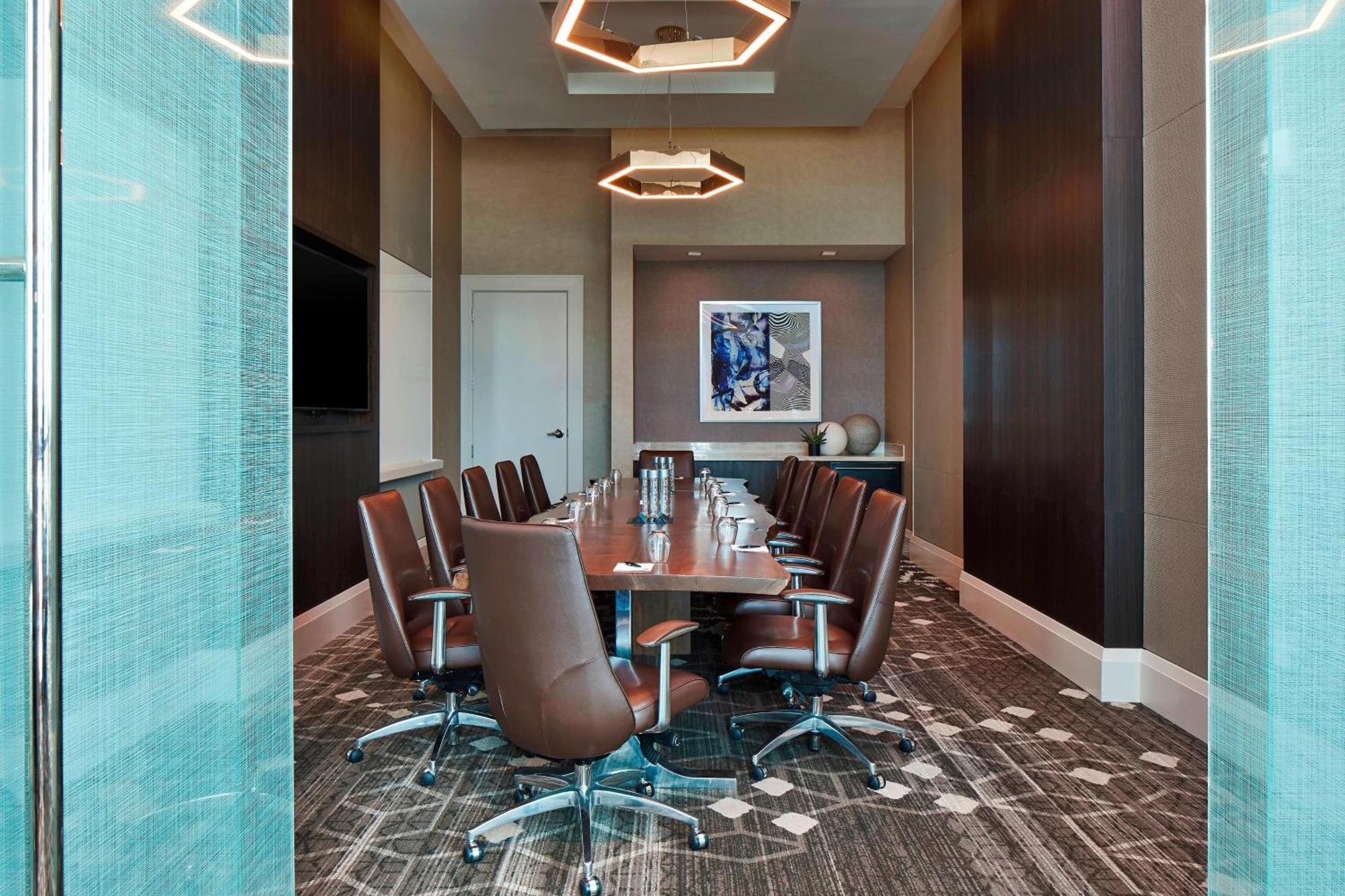 Springhill By Marriott Downtown/convention Center Nashville