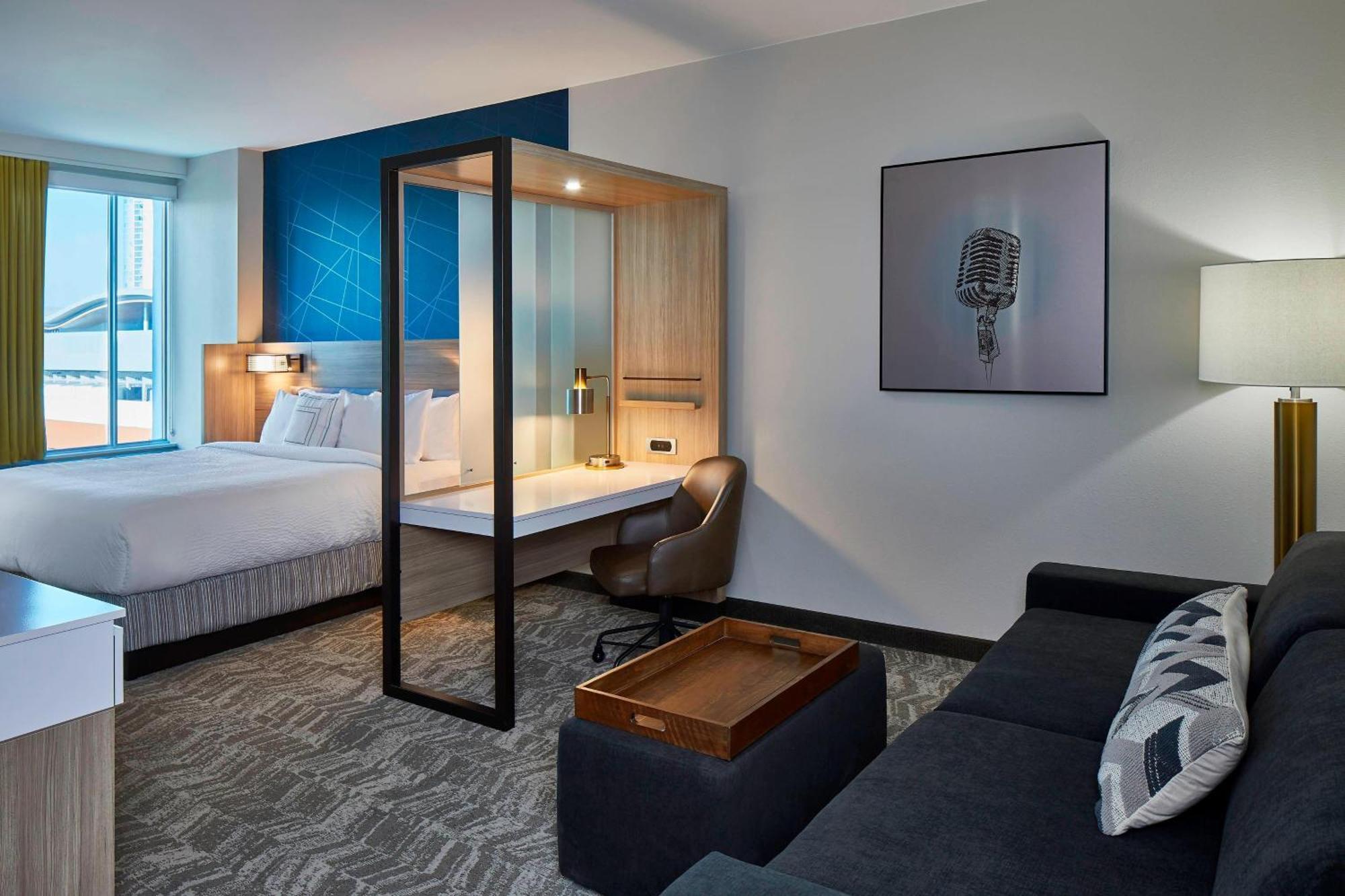 Springhill By Marriott Downtown/convention Center Hotel Nashville