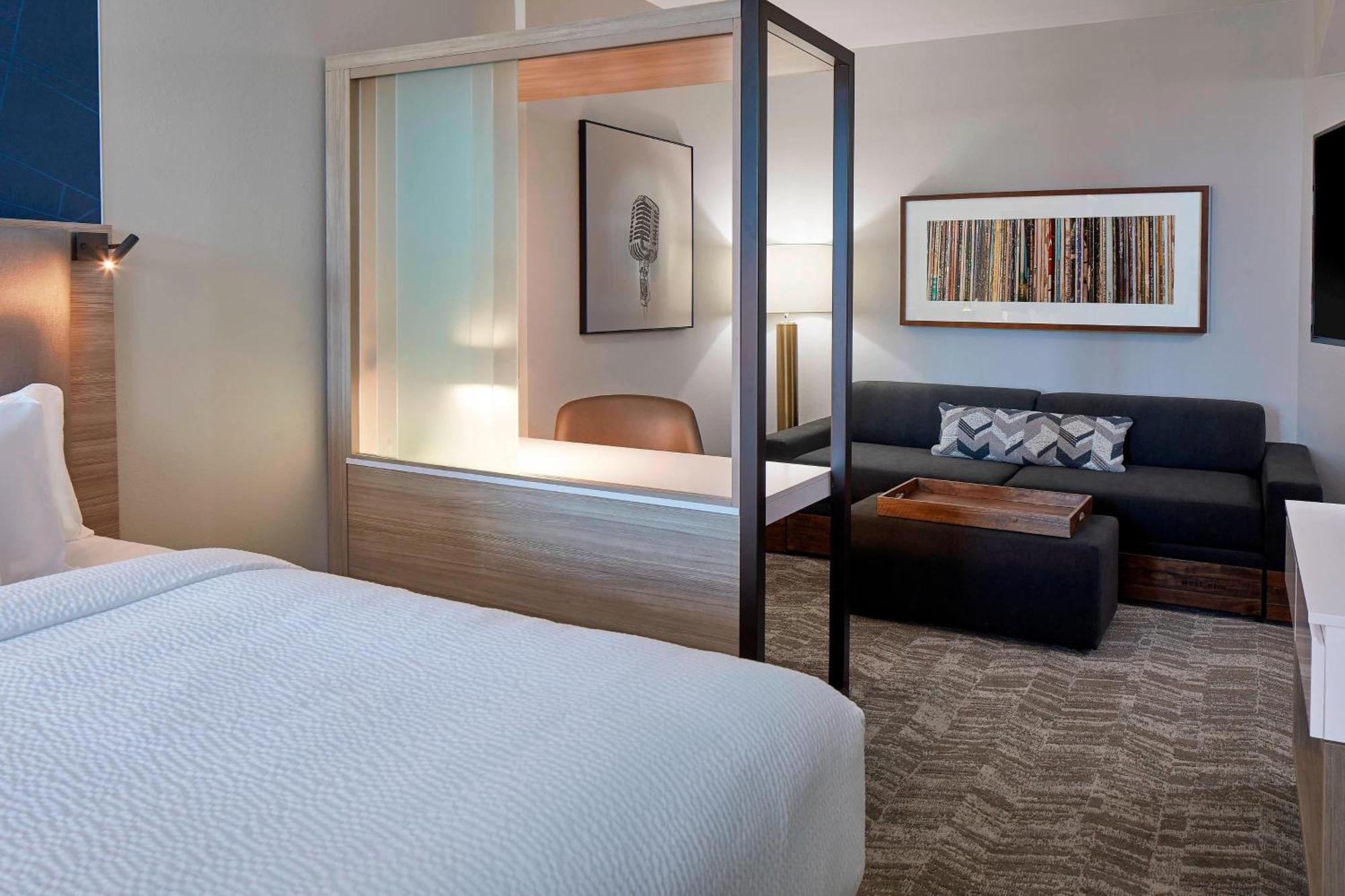 Springhill By Marriott Downtown/convention Center Nashville