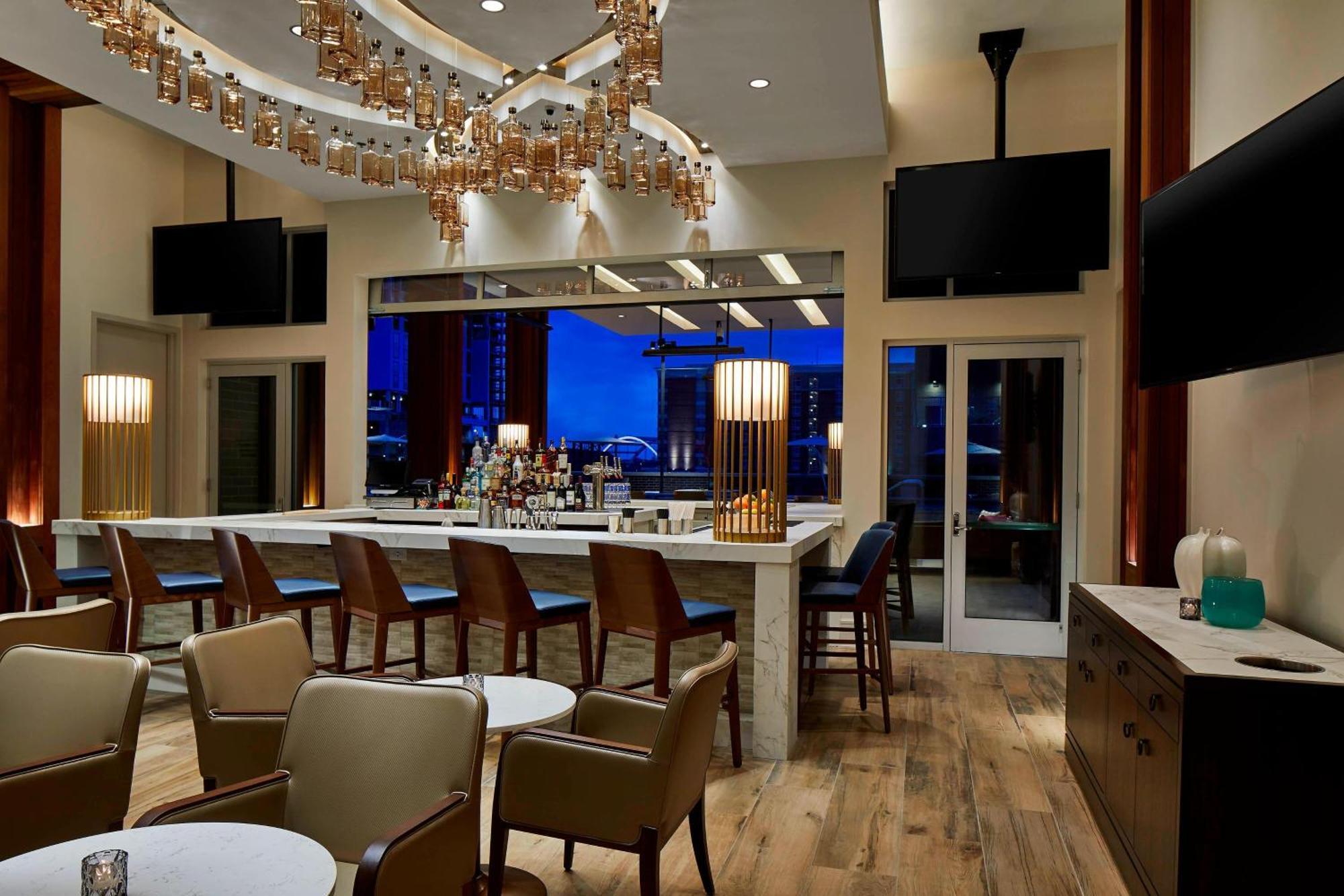 Springhill By Marriott Downtown/convention Center